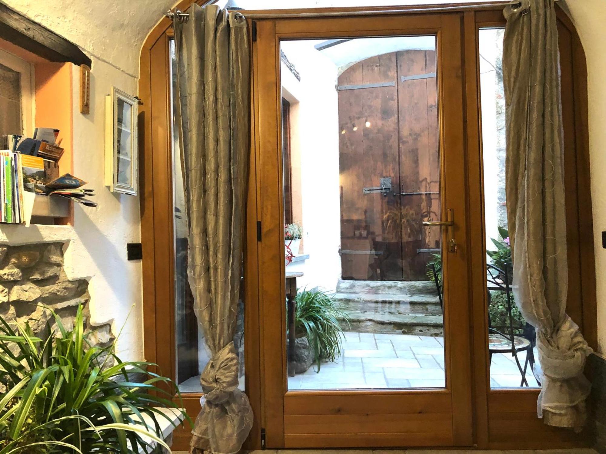 Appartamento Country House Menaggio Exteriör bild